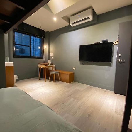 良文旅2館ryou Hotel Vintage - II 타이난 외부 사진