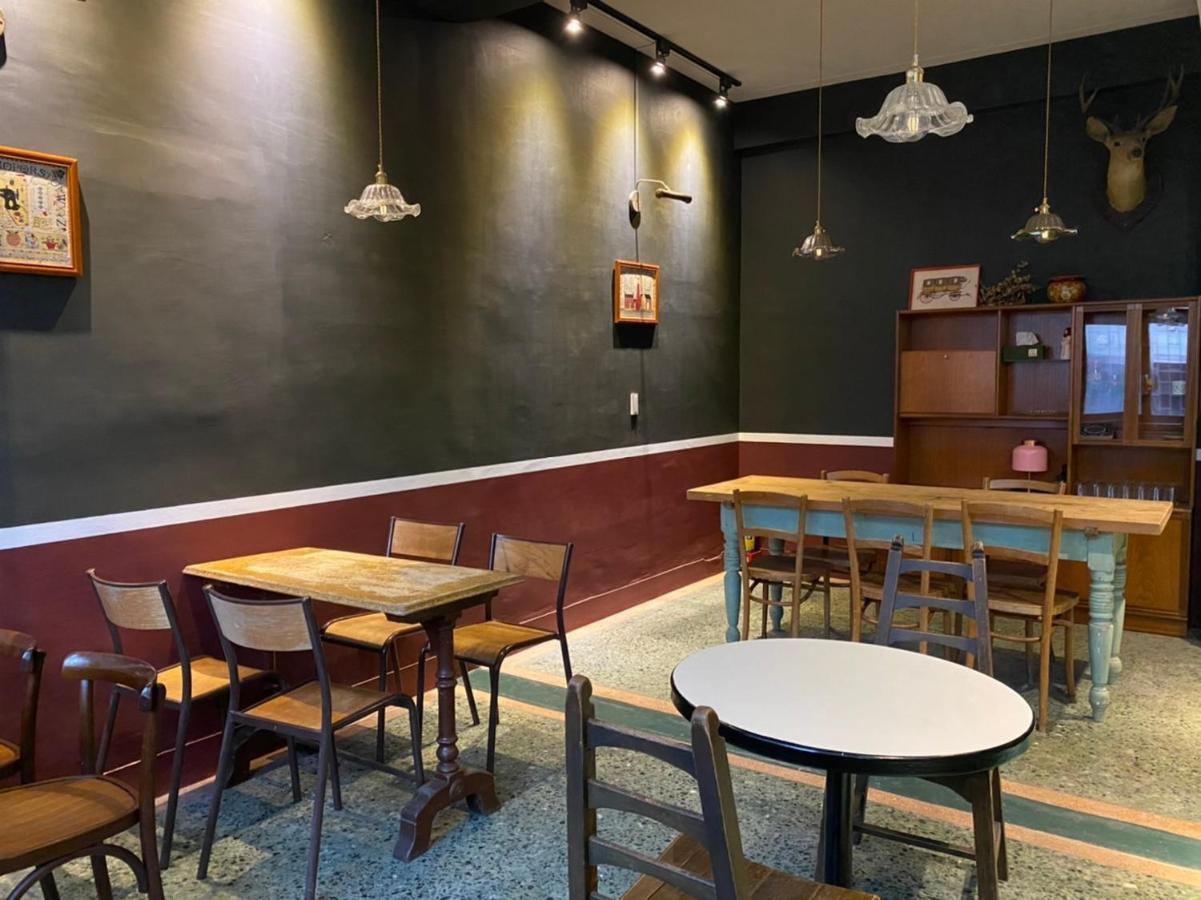 良文旅2館ryou Hotel Vintage - II 타이난 외부 사진