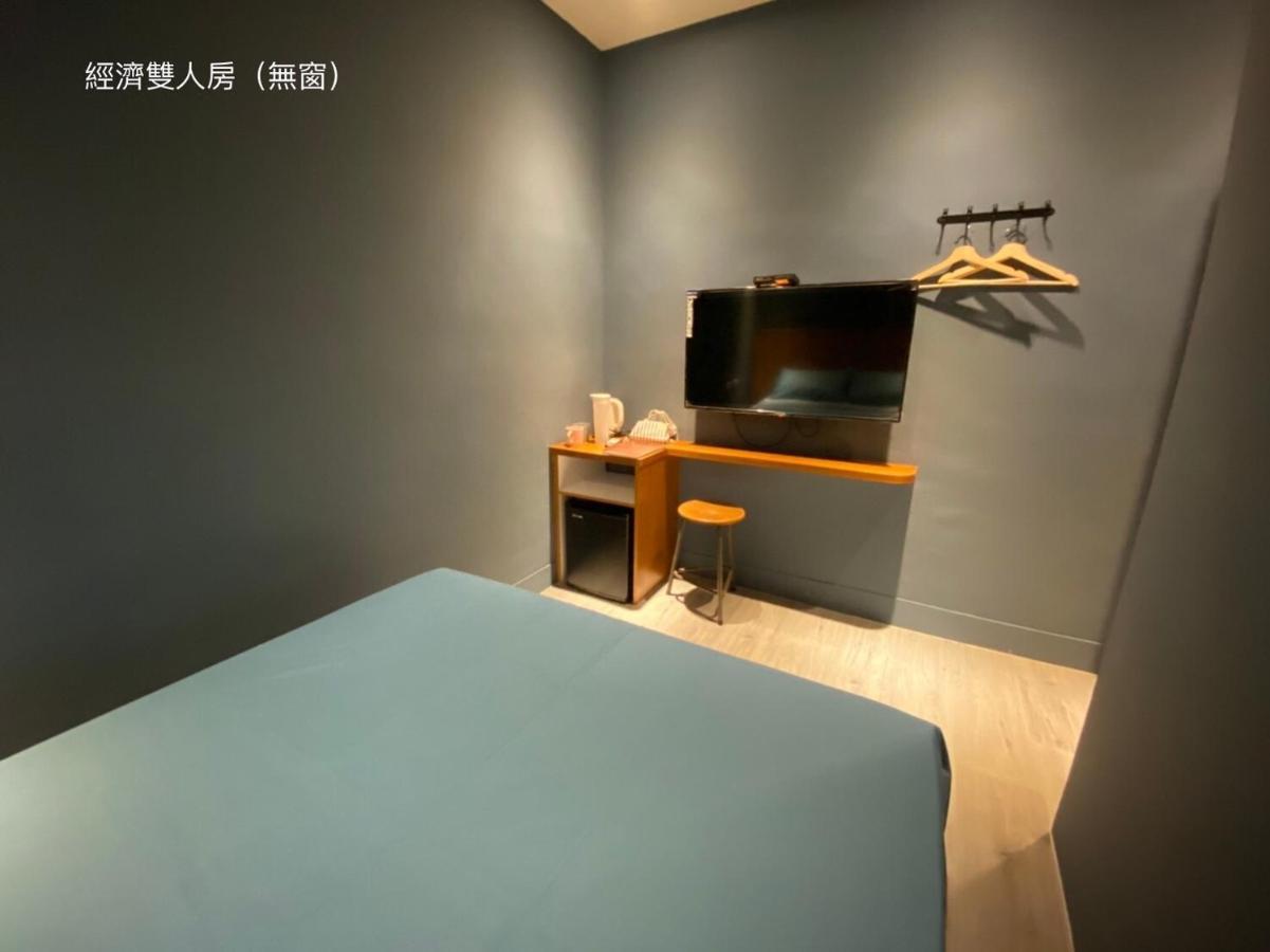 良文旅2館ryou Hotel Vintage - II 타이난 외부 사진