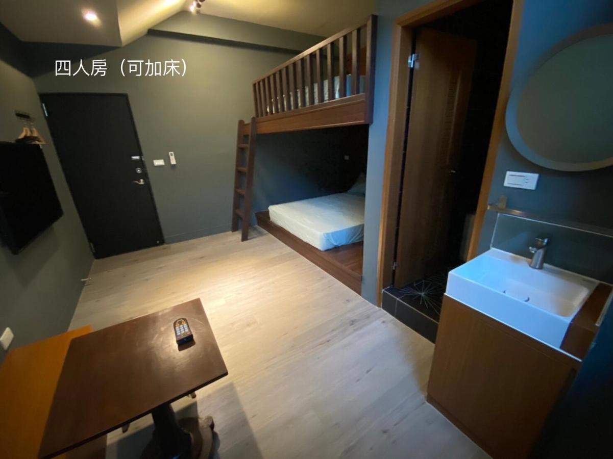 良文旅2館ryou Hotel Vintage - II 타이난 외부 사진